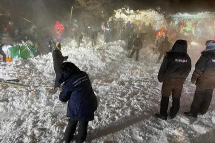 Пострадавшего при сходе лавины под Норильском подростка сняли с ИВЛ