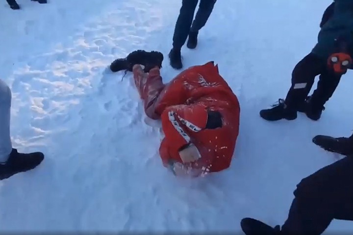 СК начал проверку массовой драки в сибирском городке Таштаголе