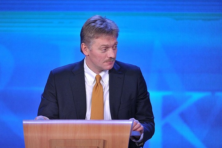 Песков заявил, что Россия не будет поздравлять США с Днем независимости в 2022 году