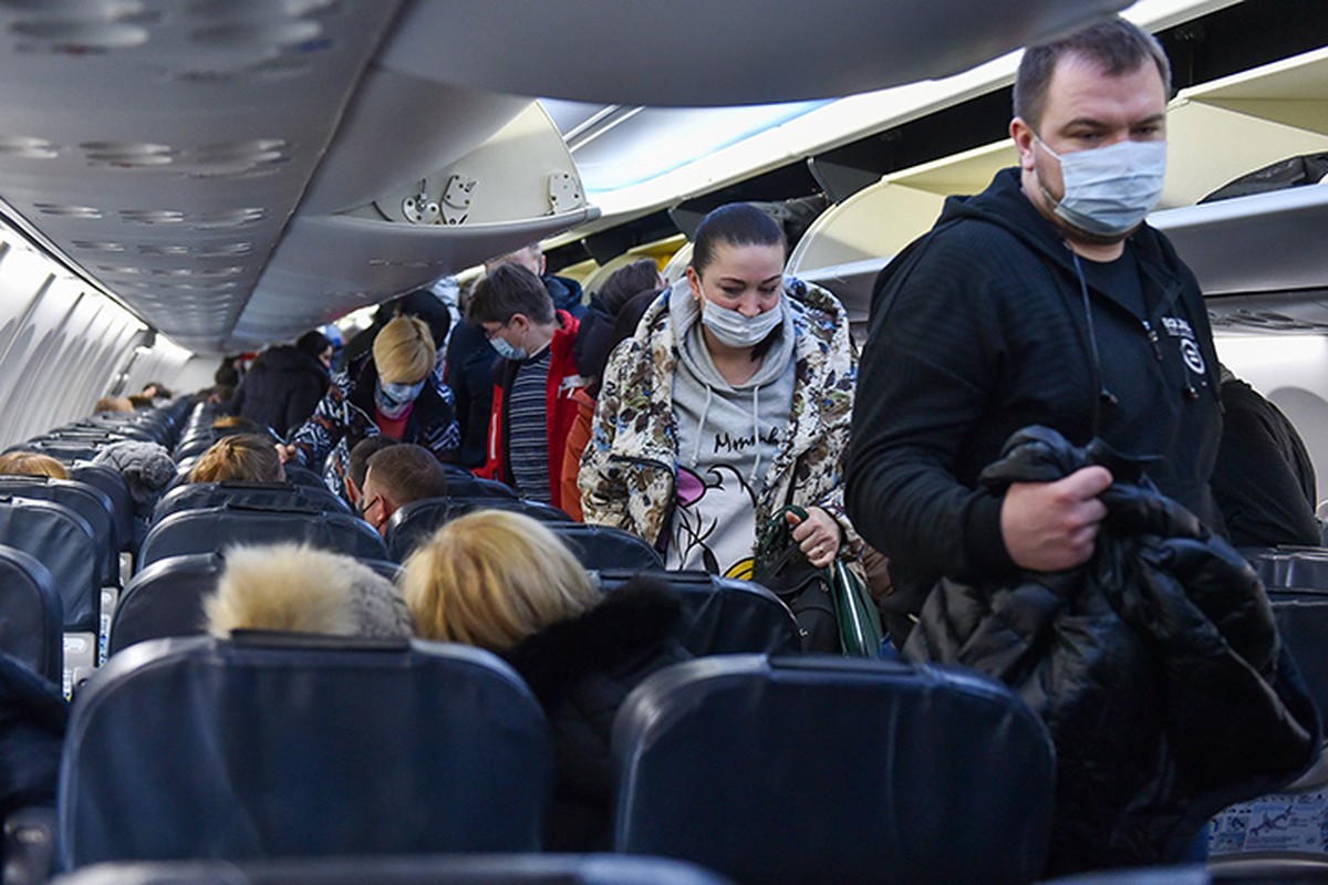 «Накопилось»: психолог Зберовский назвал основные причины дебошей на борту самолета