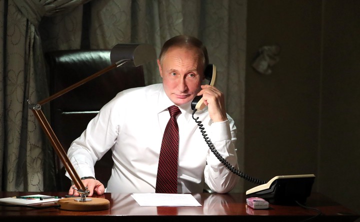 Путин поздравил сноубордистку Софию Надыршину с победой на ЧМ