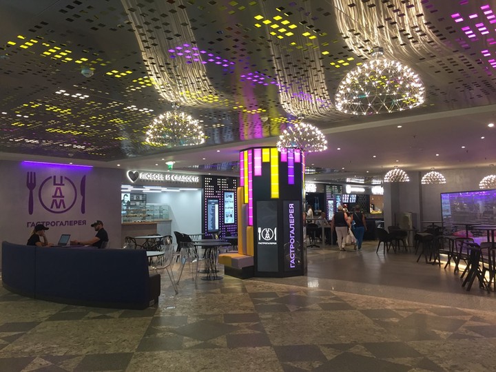 Комедийный жанр возвращается в Центральный детский магазин на Лубянке