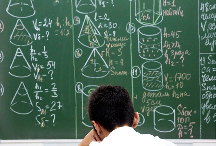 Зачем школьник объявил охоту на учителя