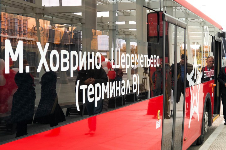Москвичи смогут добираться до Шереметьева и обратно на автобусах «Аэроэкспресса»