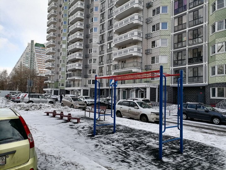 «В третьем часу все стихло»: соседка рассказала подробности об убийстве на юго-западе Москвы
