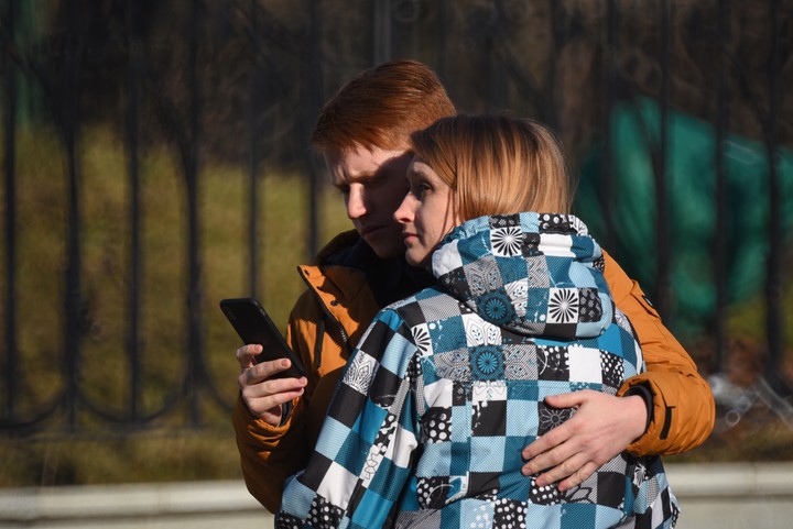 «Проголосовали ногами»: кого отключат от WhatsApp после 15 мая