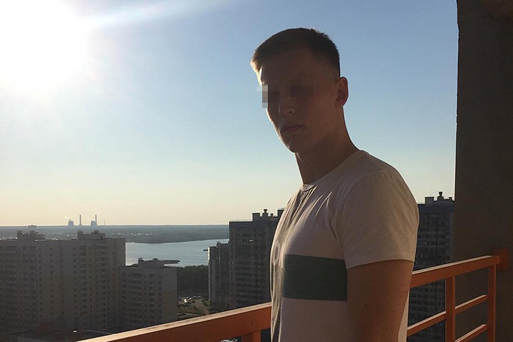 «Жизнь под откос»: друг рассказал о петербуржце, забившем молотком прохожего в Москве