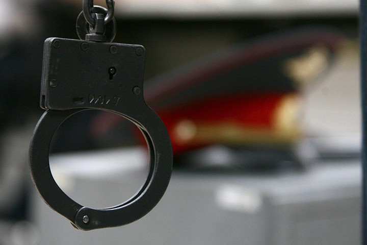 Суд вынес приговор девушкам, которые оформляли поддельные документы мигрантам