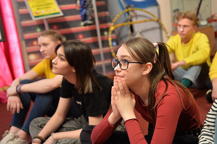 Воспитанники Центра имени Ю. В. Никулина встретились с клоуном Александром Фришем