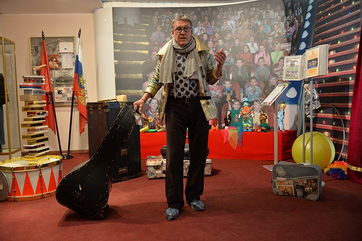 Воспитанники Центра имени Ю. В. Никулина встретились с клоуном Александром Фришем