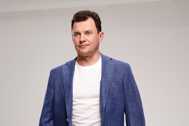 Роман Романенко предложил включить «декрет для бабушек» в нацпроект «Демография»