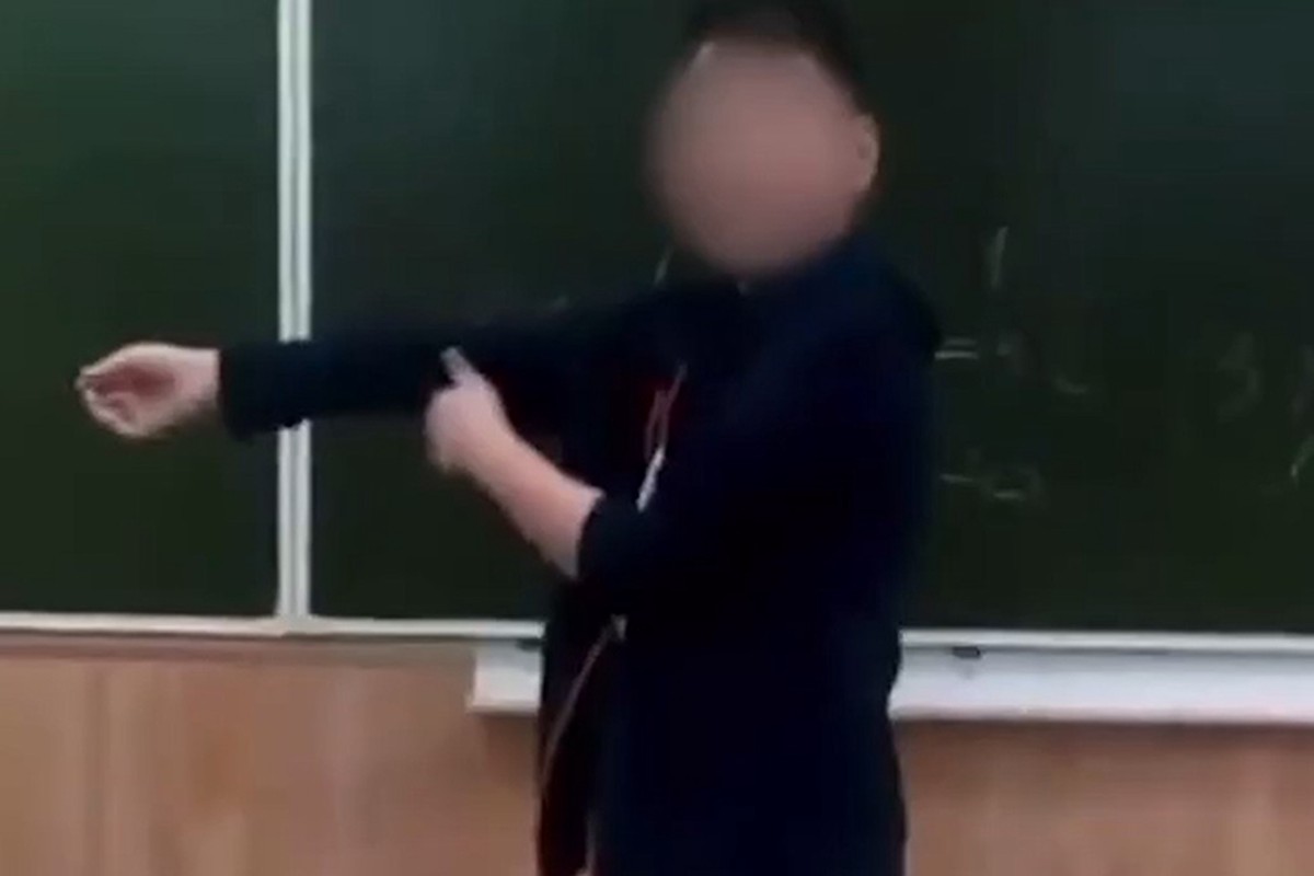 учительница трахает детей видео фото 69