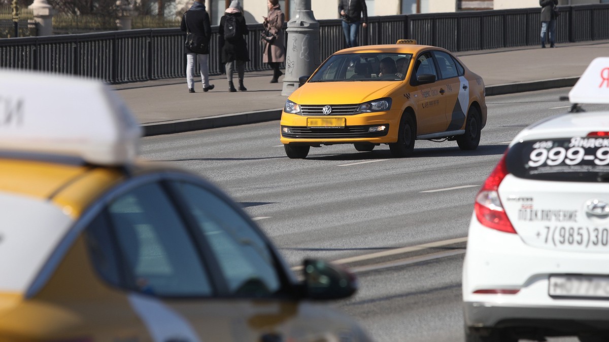 Почти 40 процентов москвичей вступали в конфликты с таксистами