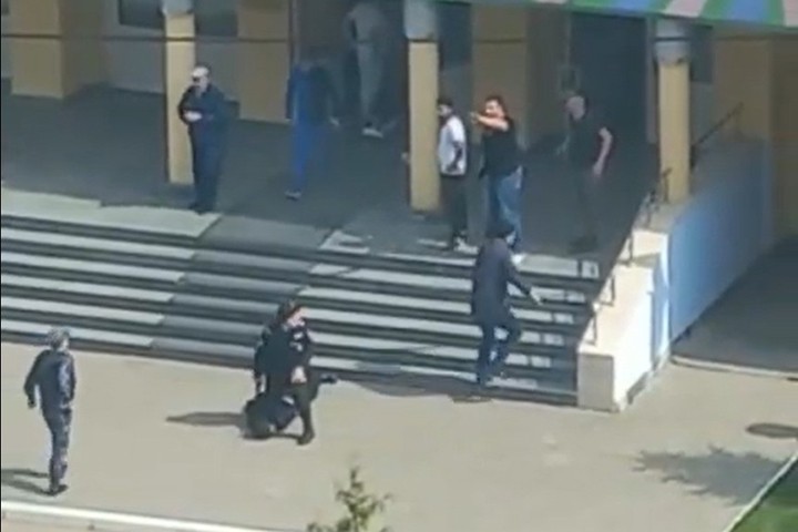 «Я от всех отказался»: кто назвал себя богом и пришел убивать детей в Казани