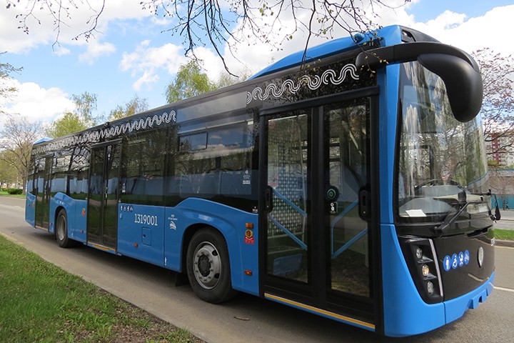 Около семи тысяч пассажиров перевезли коммерческие перевозчики в Москве за сутки