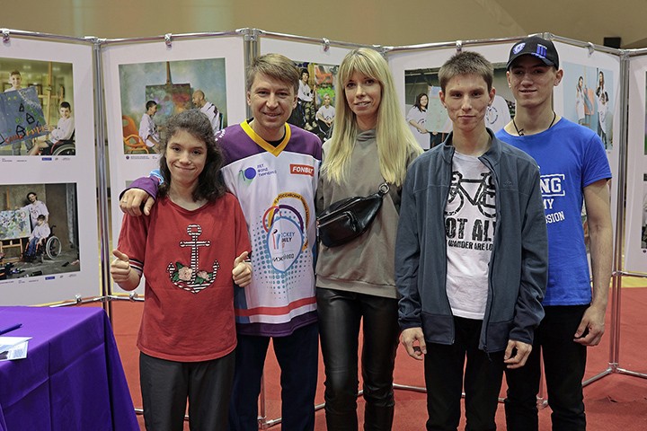 Сборная Москвы одержала победу в турнире по специальному хоккею для ребят с ментальными особенностями