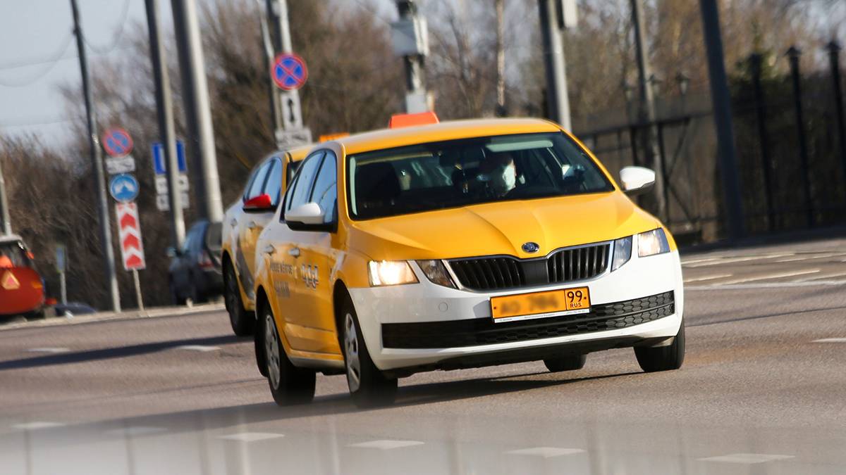 Около 430 разрешений на работу такси было аннулировано с начала 2022 года