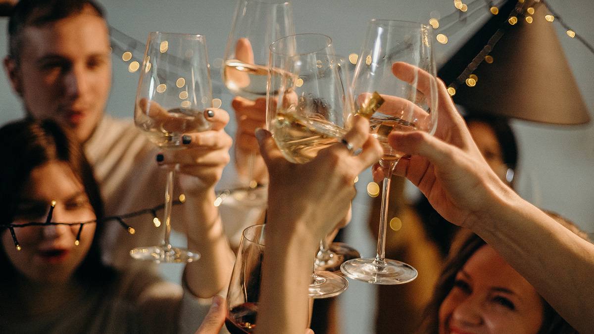 Онколог Евсеев назвал суточное количество алкоголя, повышающее риски развития рака