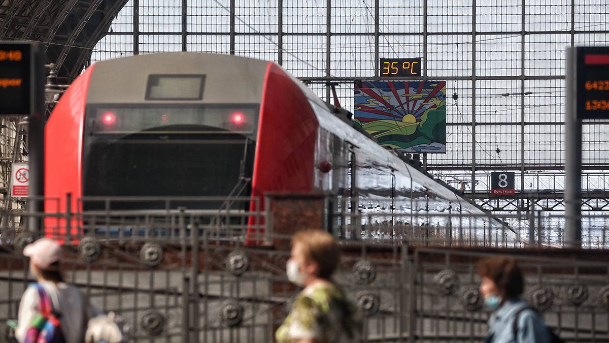 Расписание поездов на участке от Киевского вокзала до Селятино изменится с 4 августа