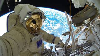 «Обусловлено высокими рисками»: назван размер пенсии у космонавтов «Обусловлено высокими рисками»: назван размер пенсии у космонавтов