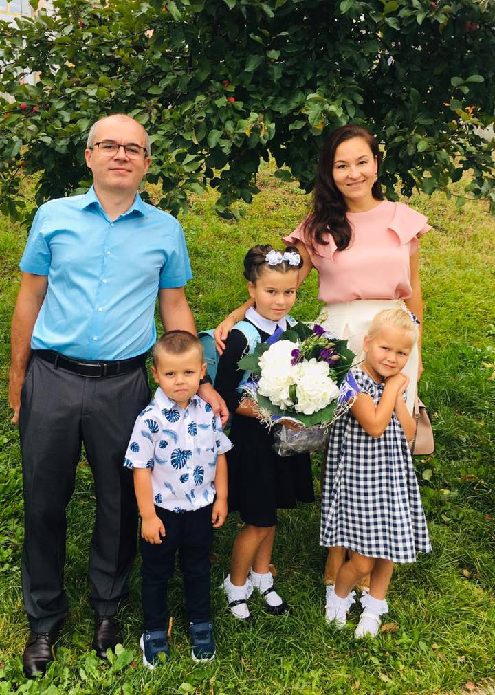 Тринадцать историй многодетных семей, которые привились от COVID-19