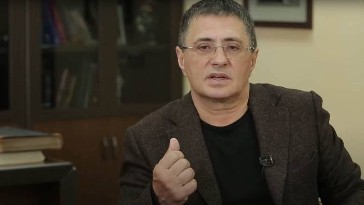 «Мракобесы и истерики»: Мясников высказался о приглашении противников вакцинации в «красные зоны»