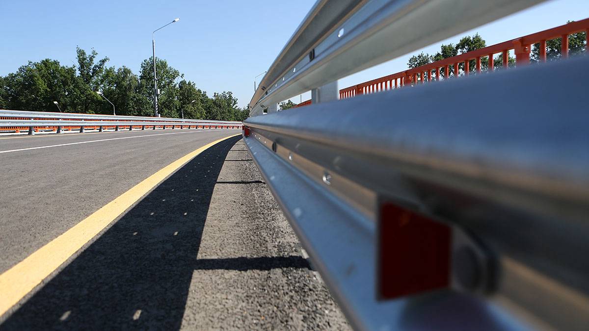 Специалисты завершили дорожный ремонт на Рублевском шоссе