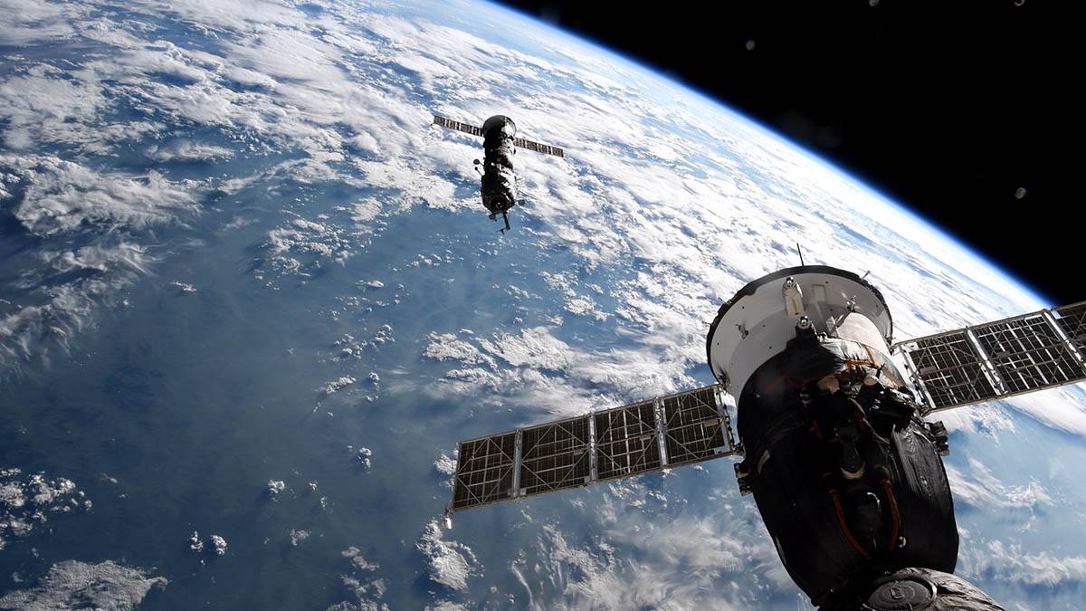 Белоруссия и Россия создадут совместную группировку спутников в космосе