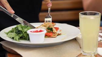 Минфин предложил временно освободить от НДС компании в сфере общепита