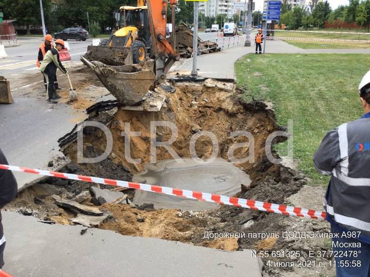 Провал грунта произошел на юго-востоке Москвы