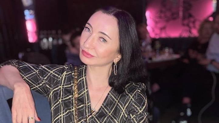 Умерла дочь эксперта шоу «Андрей Малахов. Прямой эфир» Марианны Абравитовой Умерла дочь эксперта шоу «Андрей Малахов. Прямой эфир» Марианны Абравитовой