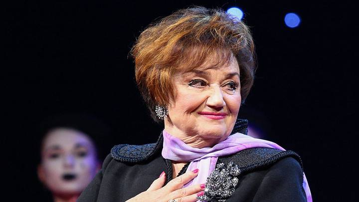 Собянин поздравил с днем рождения оперную певицу Тамару Синявскую