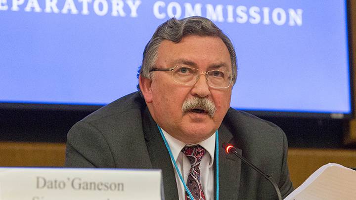 Постпред РФ в Вене раскритиковал Макрона за заявления об РПЦ
