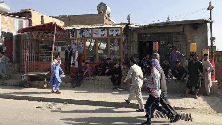 Местные жители в Кабуле, Афганистан / Фото: EPA/ТАСС