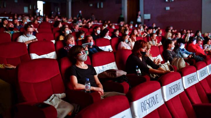 Киноафиша сентября: какие фильмы лидируют в прокате и что посмотреть в ближайшее время