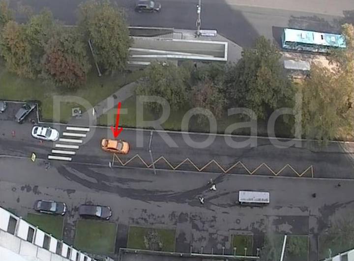 Машина сбила подростка на дублере Волгоградского проспекта в Москве