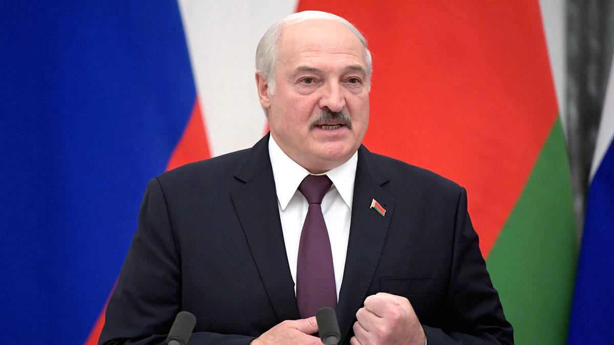 Европарламент обратился в Гаагский суд с просьбой выдать ордер на арест Лукашенко