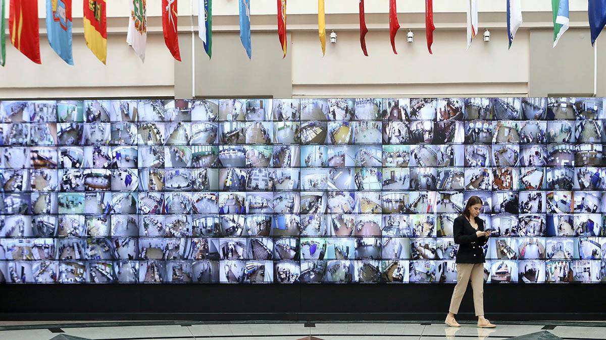 Основатель традиции. Основатель традиции. Основатель традиции. Михаил васильевич ломоносов (1711-1765). Основатель традиции.