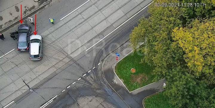 Два автомобиля столкнулись на востоке Москвы