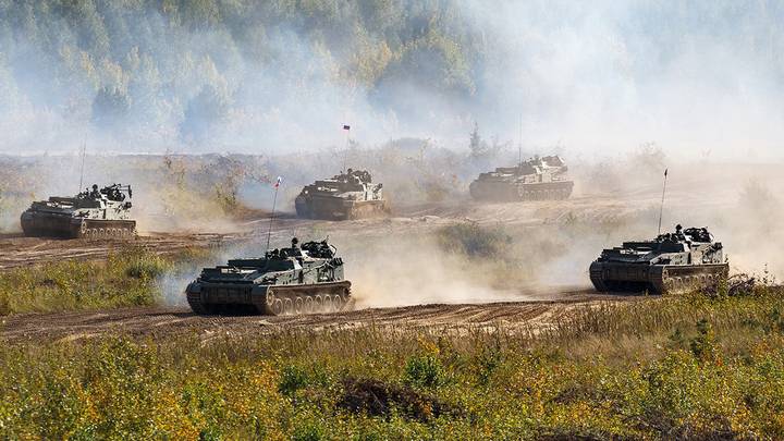 Дорогу танку уступают не из вежливости