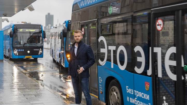 Артем Бурлаков