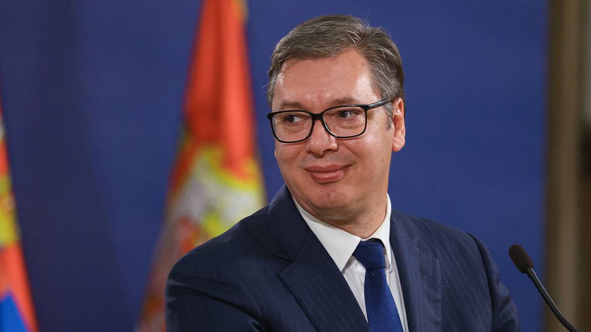 Вучич заявил о намерении руководствоваться интересами Сербии в вопросе санкций против РФ