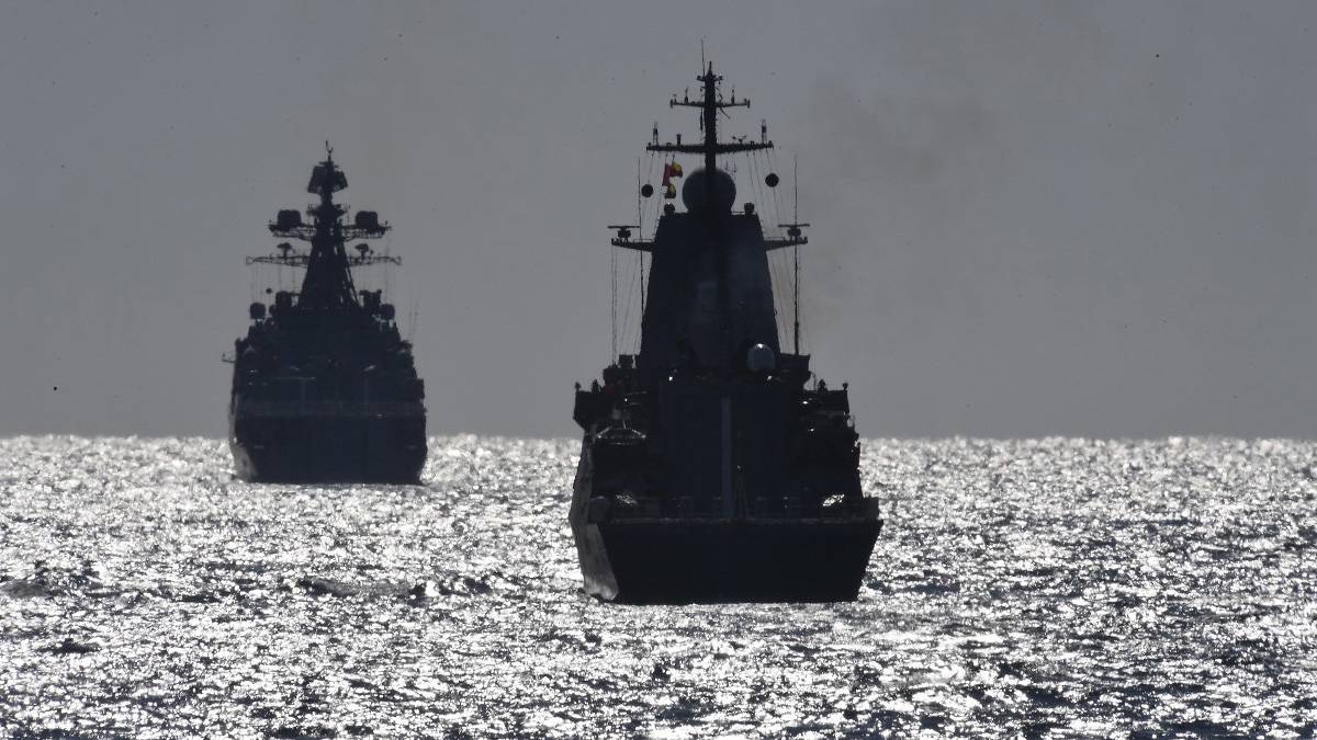 Корабли Тихоокеанского флота вышли в море для участия в учениях с Китаем