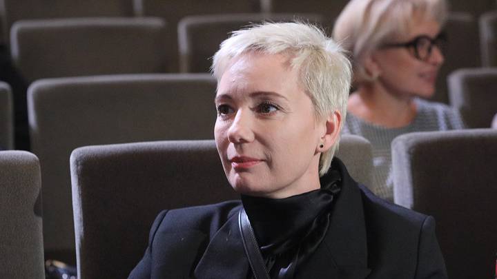 «Не смейте приближаться»: Хаматова устроила истерику из-за журналистки из России