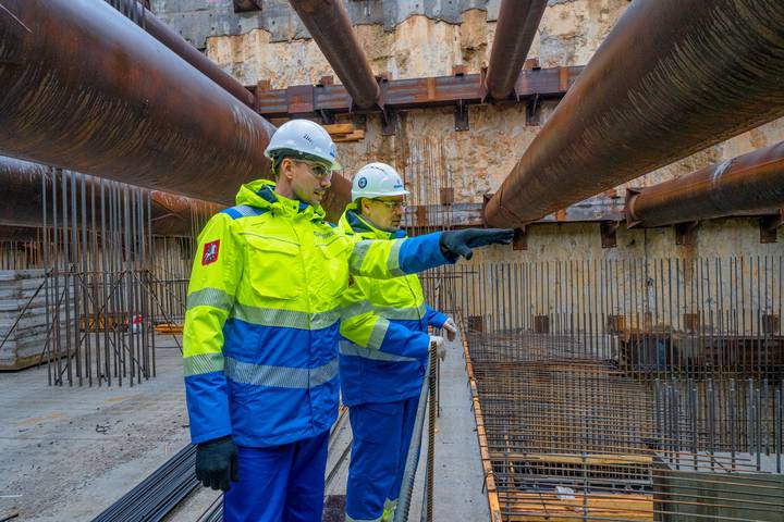 Метро идет до Северного