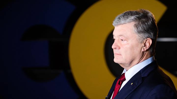 Порошенко обвинил Зеленского в намерении стать диктатором