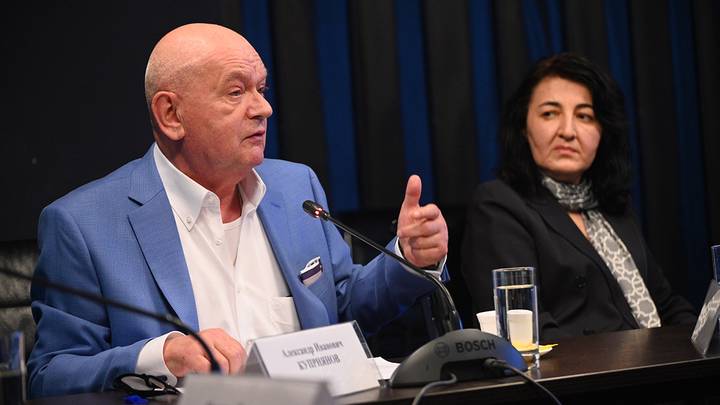 Авторский взгляд спасет газеты: руководители ведущих столичных СМИ обсудили перспективы развития отрасли