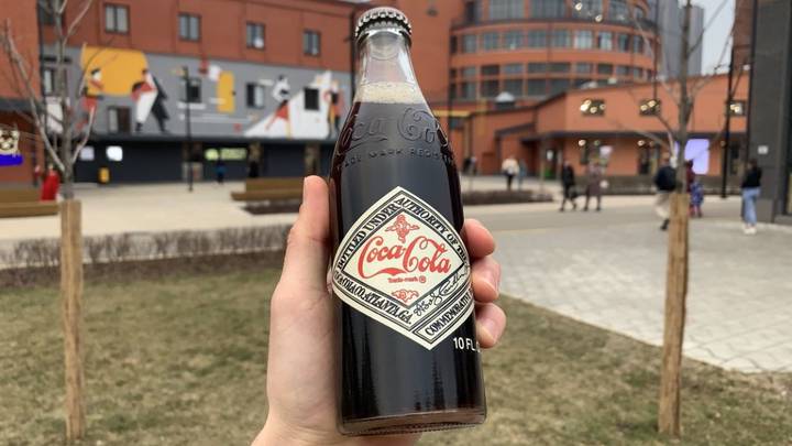 Сапоги Ленина и дьявольский шар: какие диковинки можно найти в интернет-объявлениях