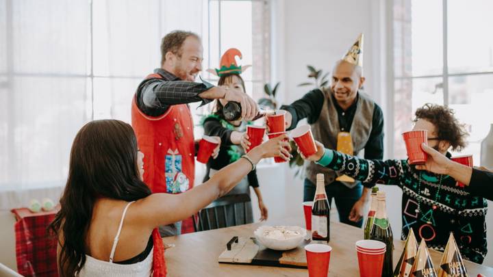 Коллег и там, и тут передают: тренд на дистанционные корпоративы набрал обороты