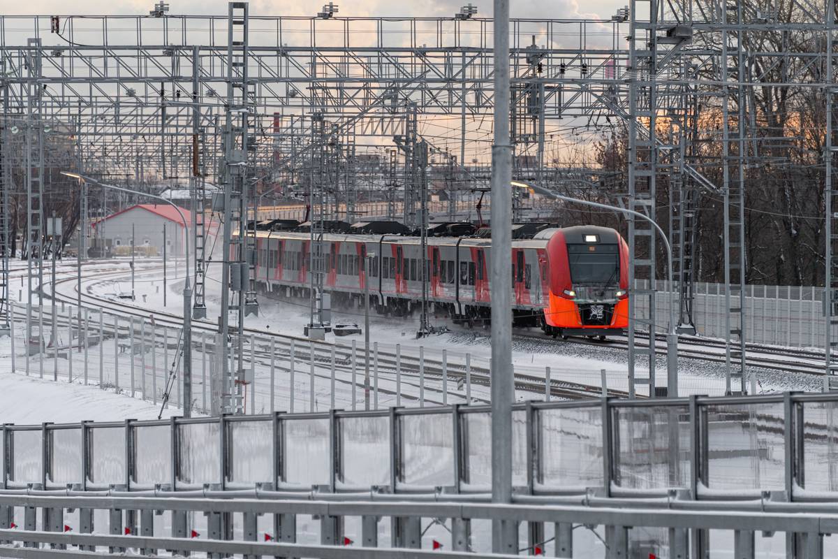 Движение поездов на участке МЦК «Хорошево — Крымская» приостановлено на сутки